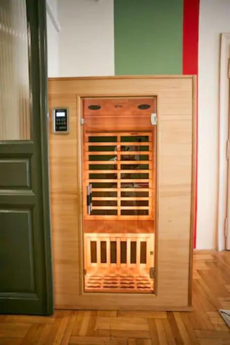 Unwind In Style W Sauna Dsgn 2Br Home Budapeste Exterior foto